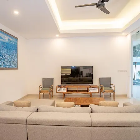 Ar Villa Sayan